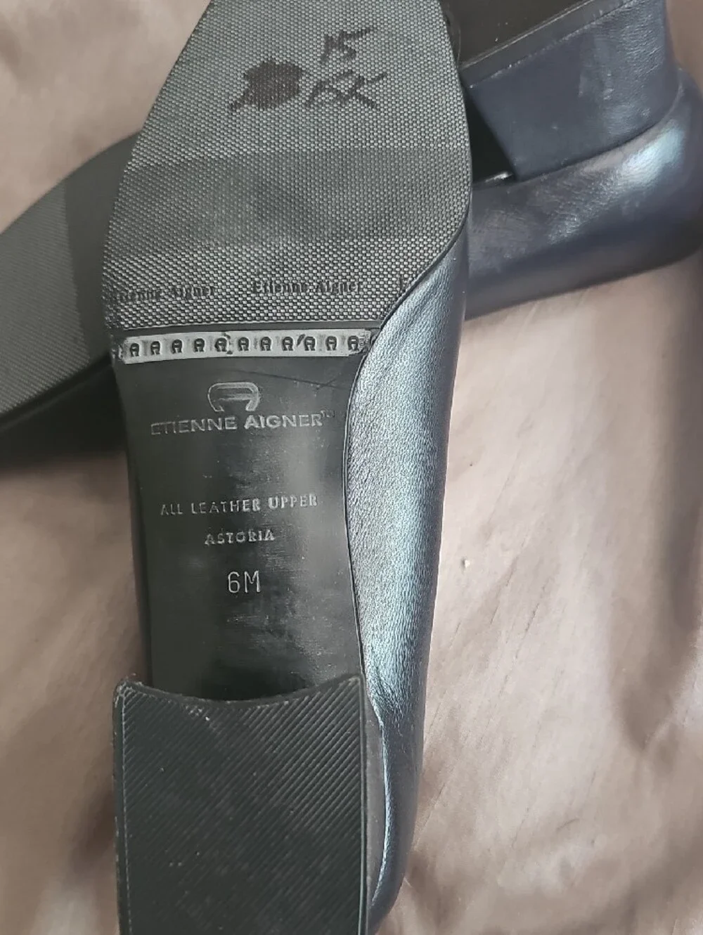 Etienne Aigner Black Leather Square-Toe Ballet Flats